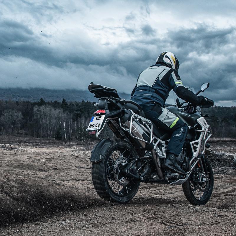 Modeka Panamericana hatszoros tesztgyőztes-Sőt! Általunk is tesztelt termék! - Image 4