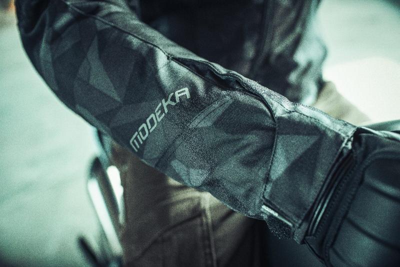 Modeka Jakson - Image 5