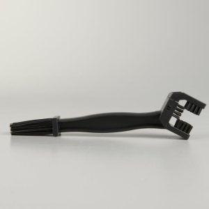 Lánctisztító kefe