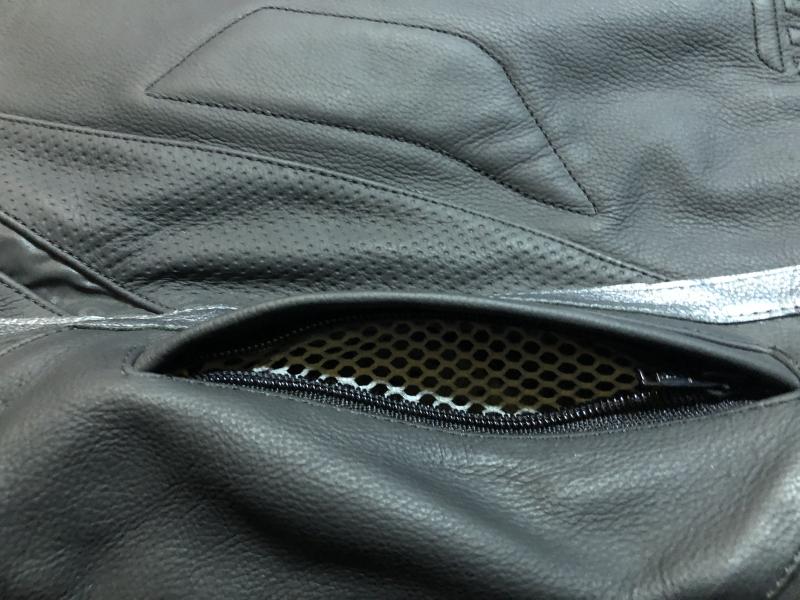 Modeka Kyalami tesztgyőztes bőrkabát extra külső alu protektorokkal - Image 2