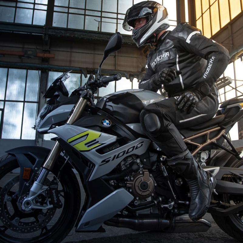 Modeka Yron - Image 3