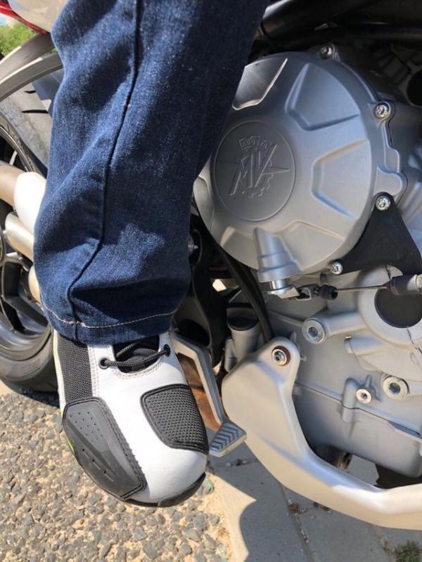 Modeka Kyne motoros cipő teszt - Image 2