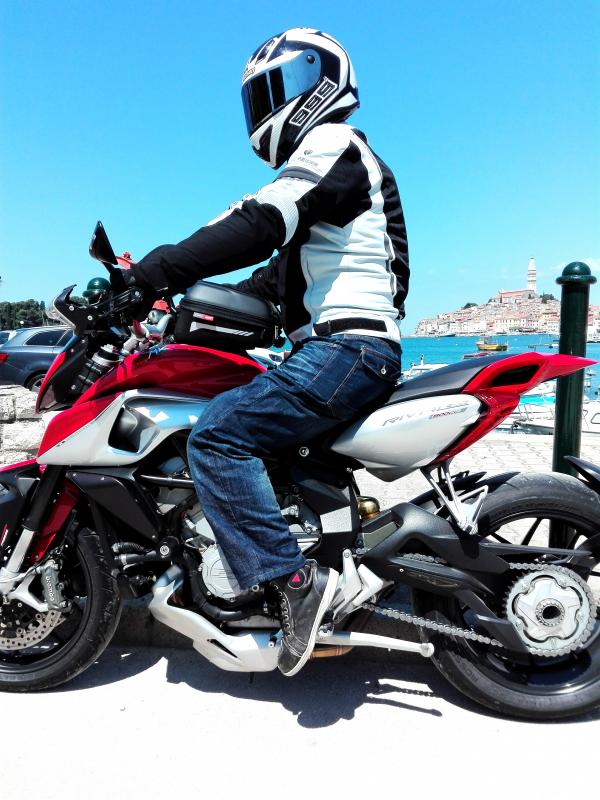 Modeka Breeze nyári motoros kabát teszt