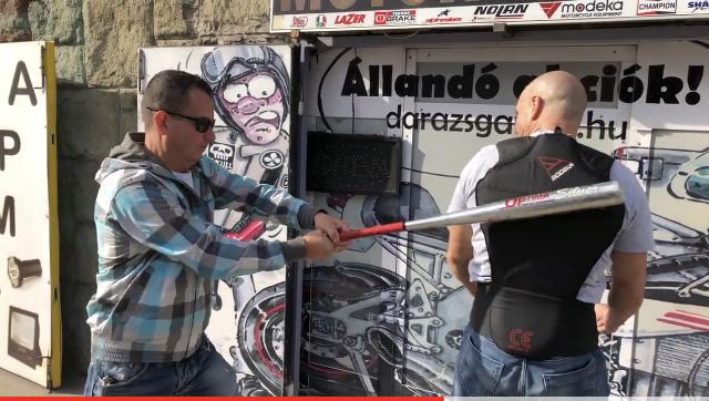 Modeka Gerincprotektor durva tesztvideó