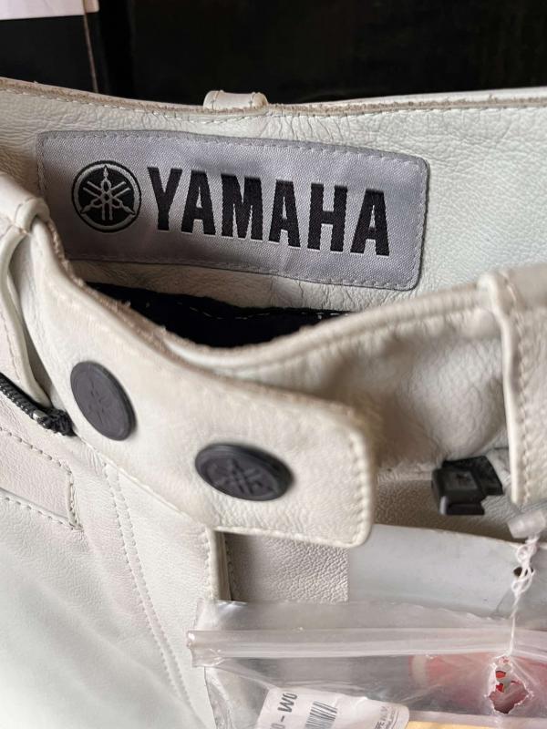 Dainese - Yamaha női bőrnadrág - Bemutató videóval! - Image 8