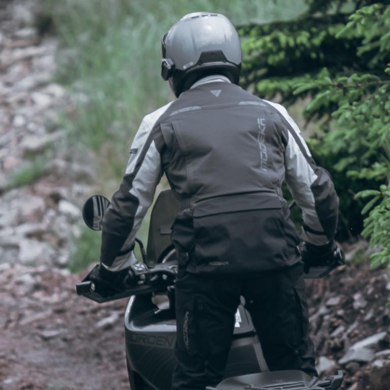 Modeka Hydron vízálló motoros kabát -Bemutató videóval - Image 5