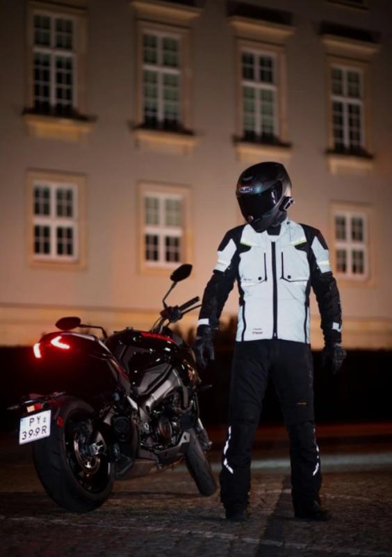 Modeka fényvisszaverő motoros kabát